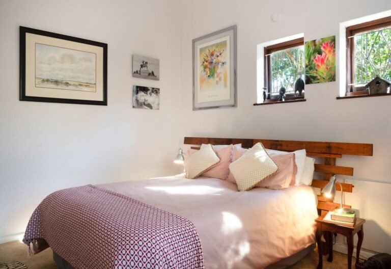 Budget-Friendly Wall Decor Ideas to Transform Your Bedroom
