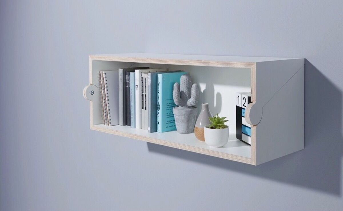 DIY Wall-Mounted Drop-Down Table: A Step-by-Step Tutorial